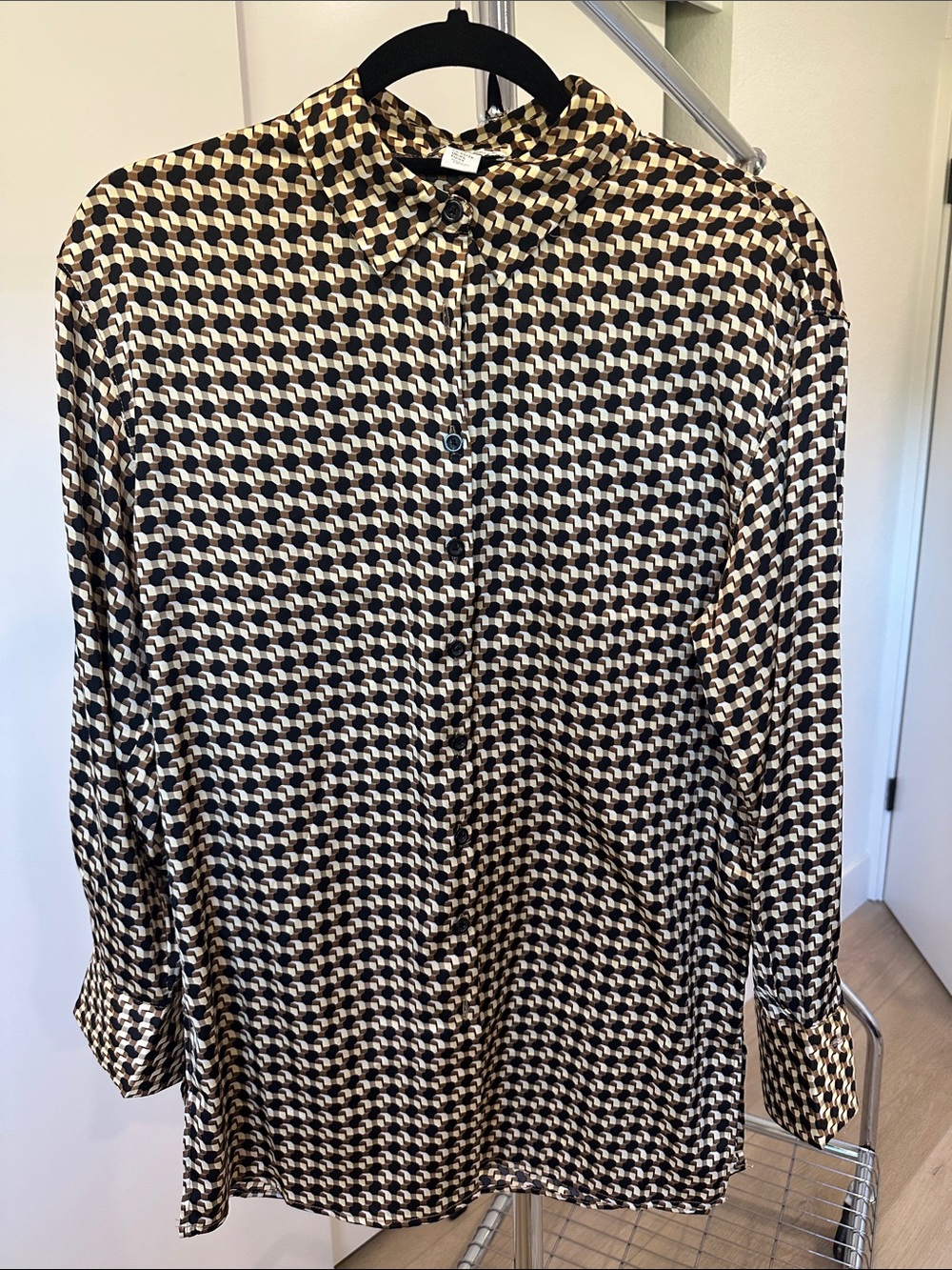 Geometric Print Button-Down Blouse - Black & Cream
